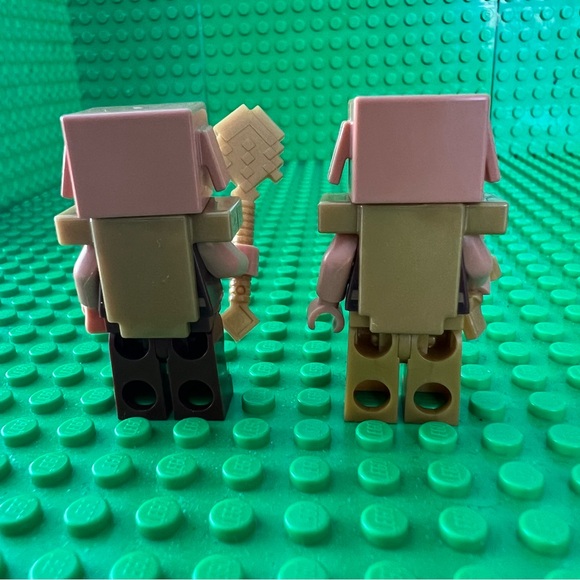 Lego Minecraft Piglin Armor Gold Brown 21168 Minifigure Figure Lot Of 2 - Picture 2 of 9